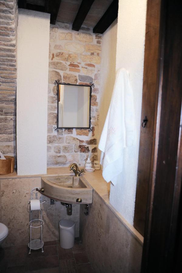 O Rosa Bella Appartamento Via Savelli Della Porta 24 Gubbio Esterno foto
