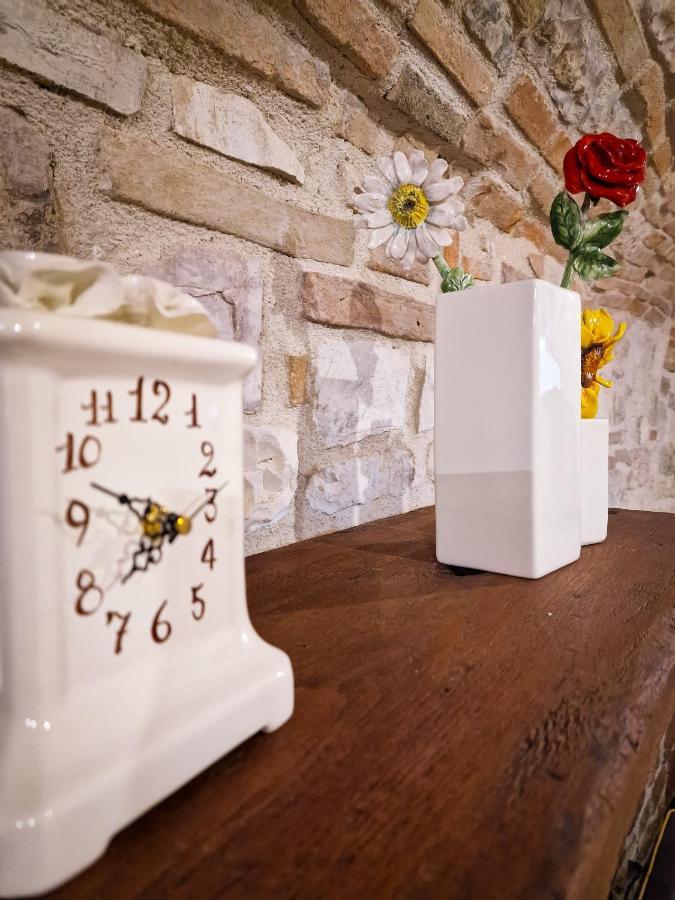 O Rosa Bella Appartamento Via Savelli Della Porta 24 Gubbio Esterno foto